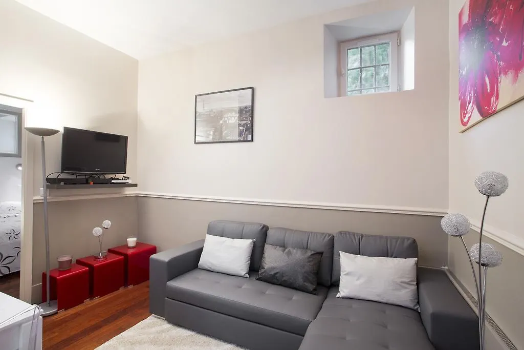 Rosiers Apartment Paris